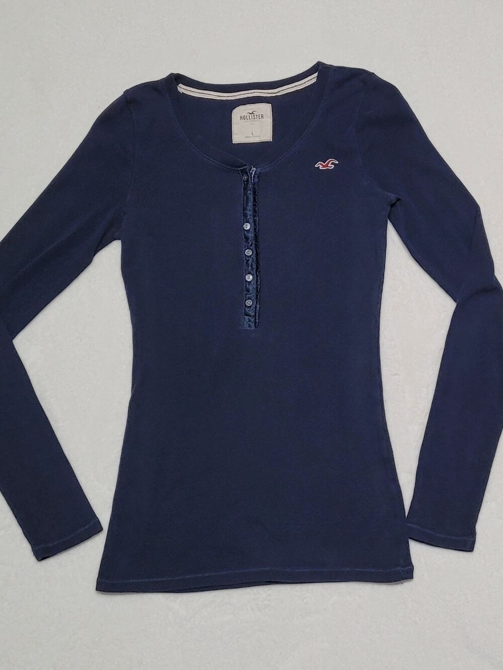 Elena Gilbert Vampire Diaries Vintage Y2K Hollister Navy Blue Button V-neck Top - Picture 2 of 9